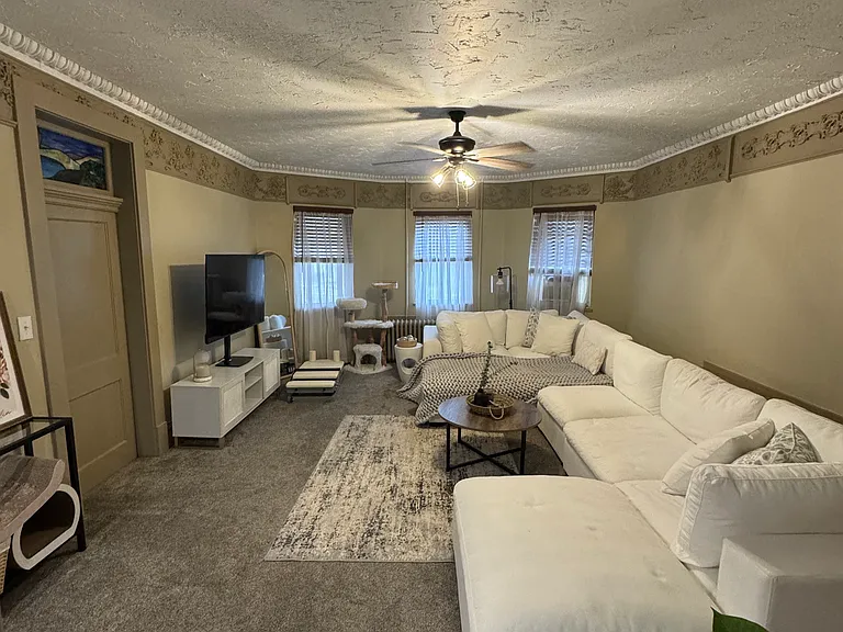 2-125 Coddington Pl — Photo 13