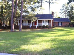 1412 Golf Club Rd, Douglas, GA 31533