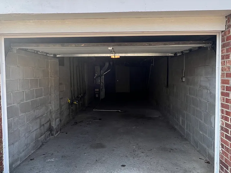 315 Franklin Ave #A — Photo 6
