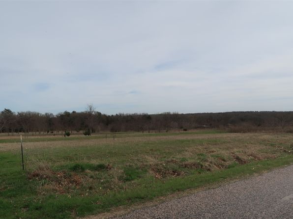 9 Reast Rd, Whitesboro, TX 76273