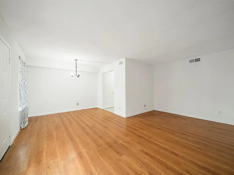 6201 Ranchester Dr #36 — Photo 5