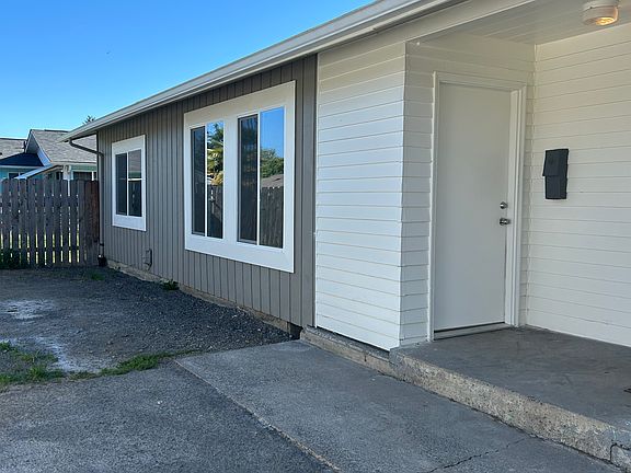 2nd image of 305 Donation St #1/2