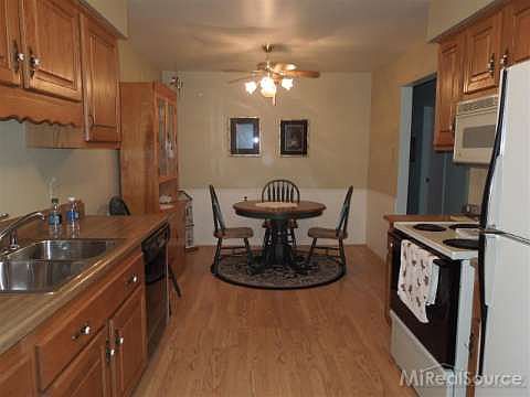 2nd image of 4620 Leafdale Ave