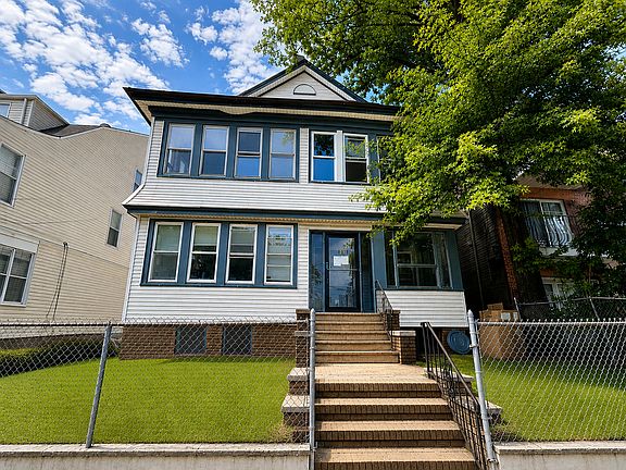 4th image of 186-188 Renner Ave #2