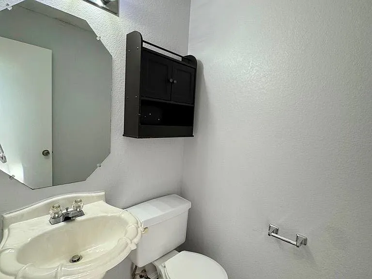 14009 Maricella Ln — Photo 5