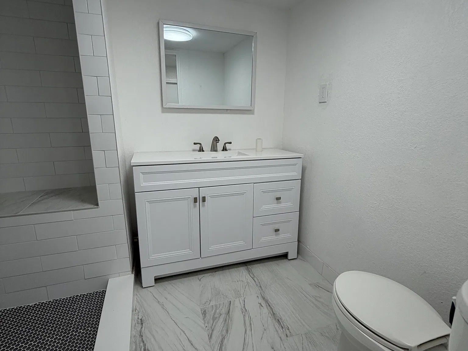 2 bed, 840 sqft, $1,200 — Photo 4