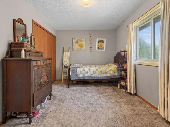 14121 Rosewood Ln N, Dayton, MN 55327