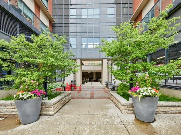 35 Fontenay Ct #601, Toronto, ON M9A 0E2