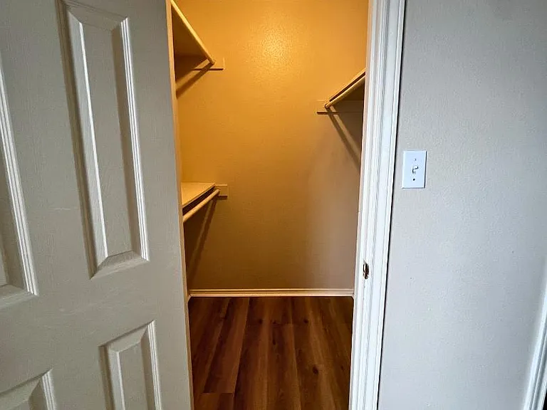 Unit Photo