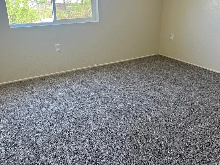 345 E Glenn St #3 — Photo 11