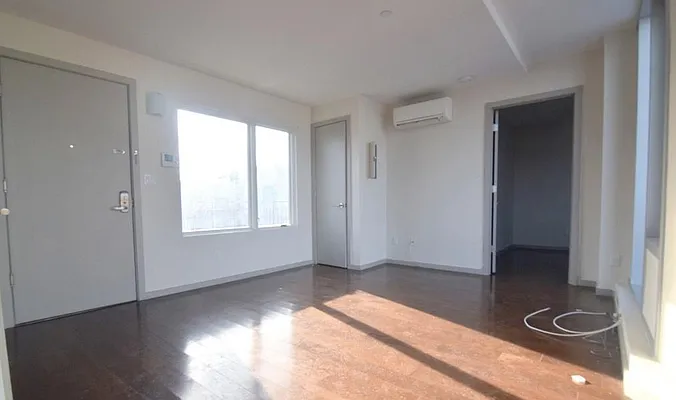 Rented by Loom Group | media 30