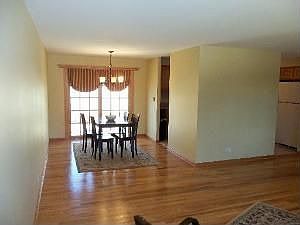 4th image of 718 Slingerland Dr