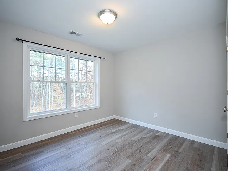 4 Patrick Ct — Photo 15
