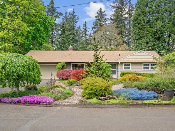 17555 Deemar Way, Lake Oswego, OR 97035