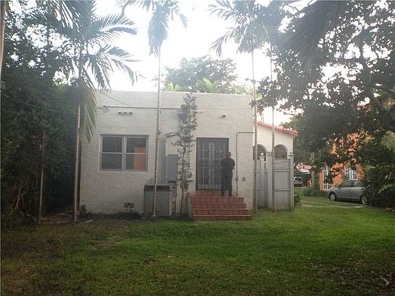 2nd image of 1321 Asturia Ave