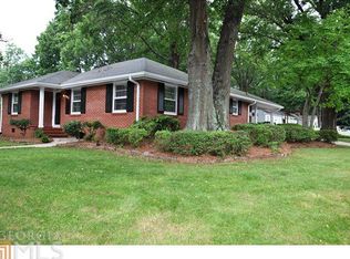 545 Allgood Rd, Marietta, GA 30060