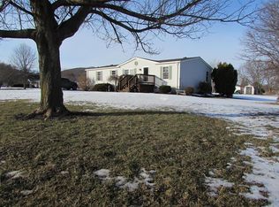 26 Cross Ln, Covington, PA 16917