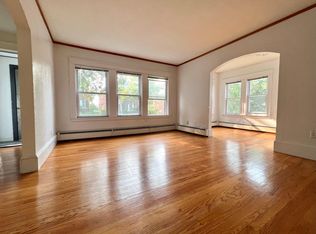 75 Lawton St, Brookline, MA 02446