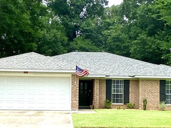 203 Green Forest Dr, Monroe, LA 71203