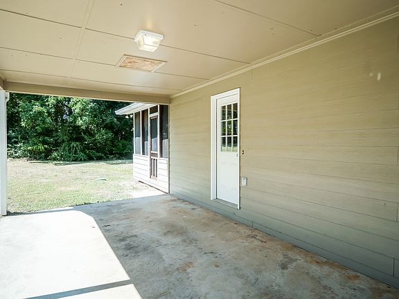 5th image of 989 Falconcrest Dr