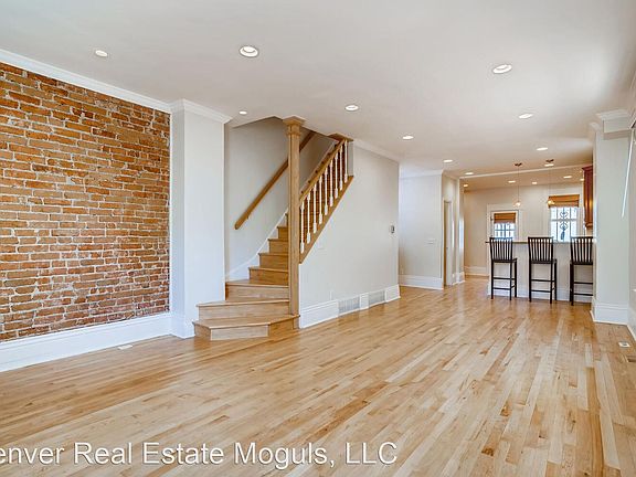 2nd image of 2527 E 5th Ave
