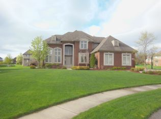 8275 Filmore Ct, White Lake, MI