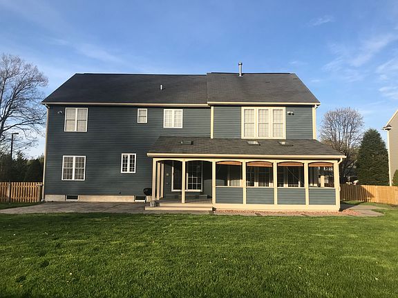 4th image of 8400 Filaree Cir