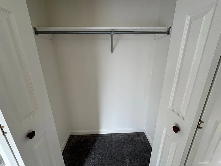323 Gillespie Ave — Photo 22