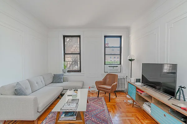 Rented by Modern Spaces | media 2