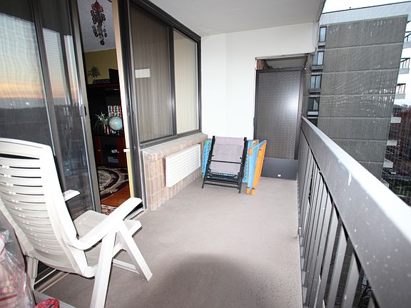 3rd image of 15218 Union Tpke Penthouse B