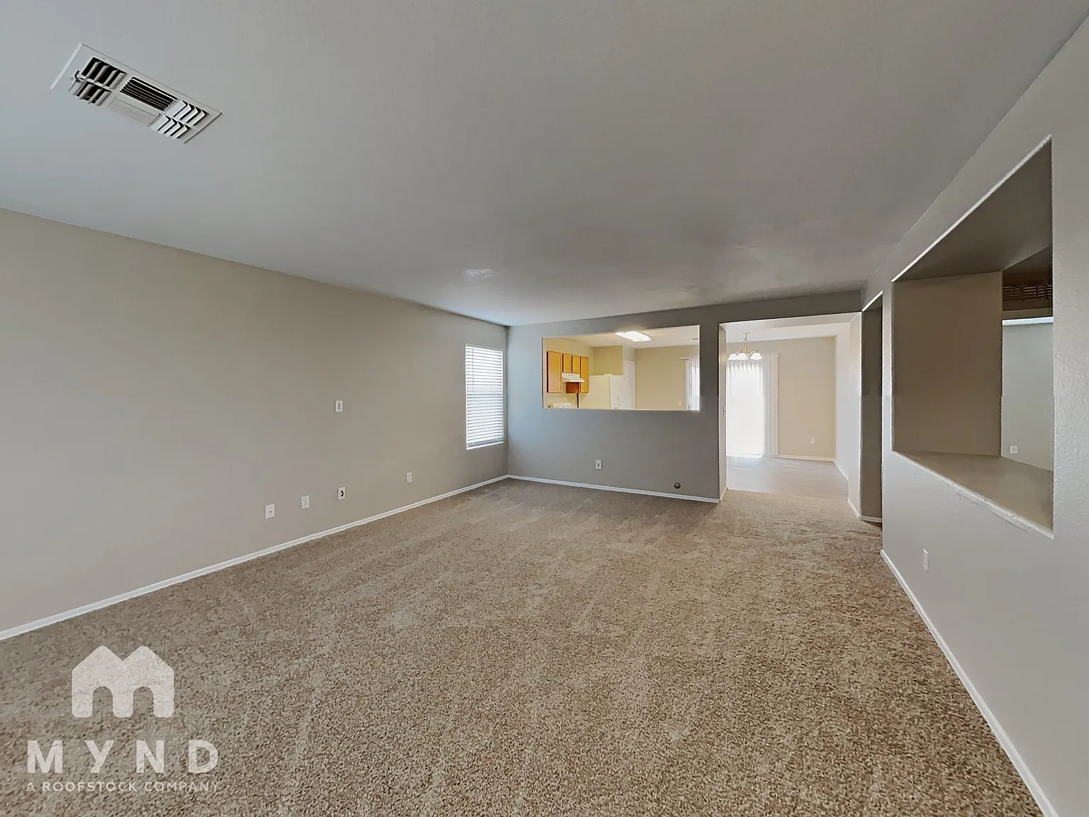 3 bed, 2.0 bath, 1425 sqft, $1,945 — Photo 4