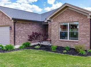2352 Buttercup Cir, Sellersburg, IN 47172