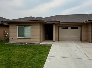 7910 Budsage Dr, Pasco, WA 99301