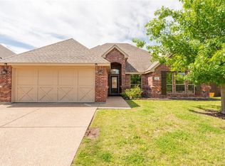 102 Versailles Ln, Aledo, TX 76008