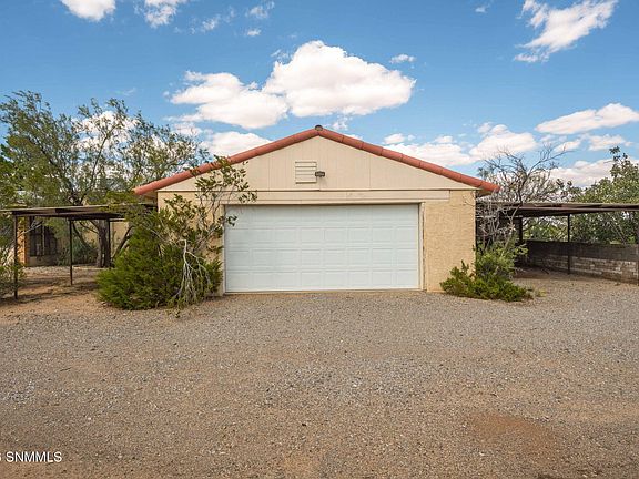 3rd image of 469 De Lara Estates Rd