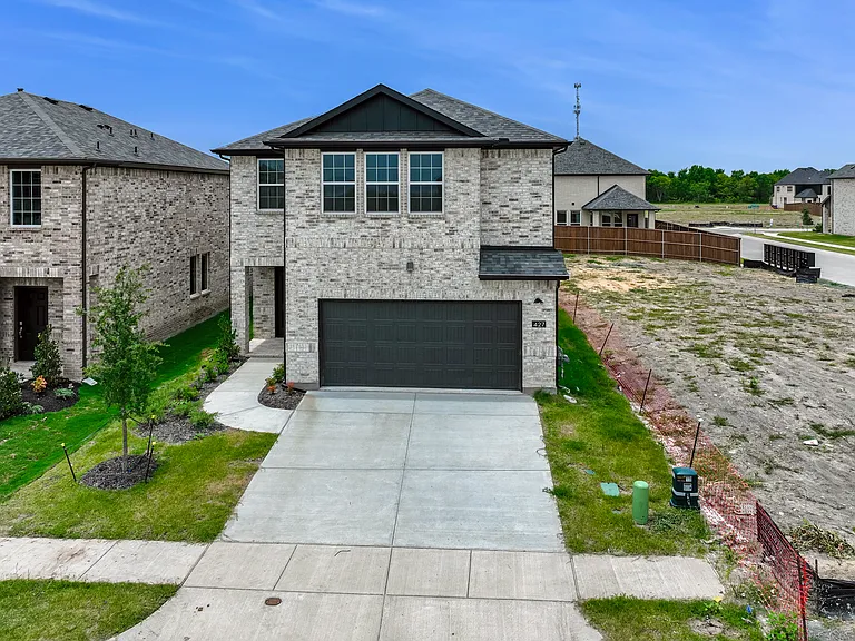 427 Magellan Rd — Photo 4