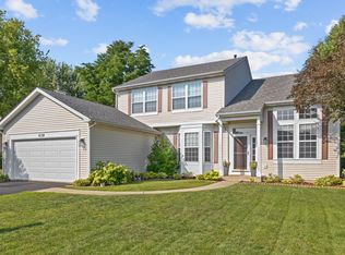 439 Brookhaven Cir, Sugar Grove, IL 60554