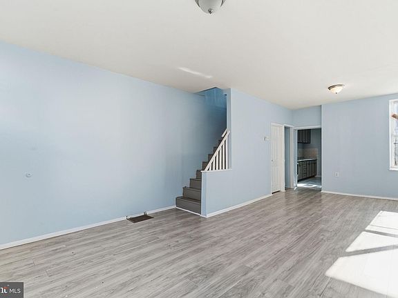 5th image of 2236 W Firth St