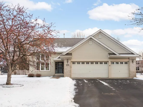 1375 Narcissus Curv, Victoria, MN 55386