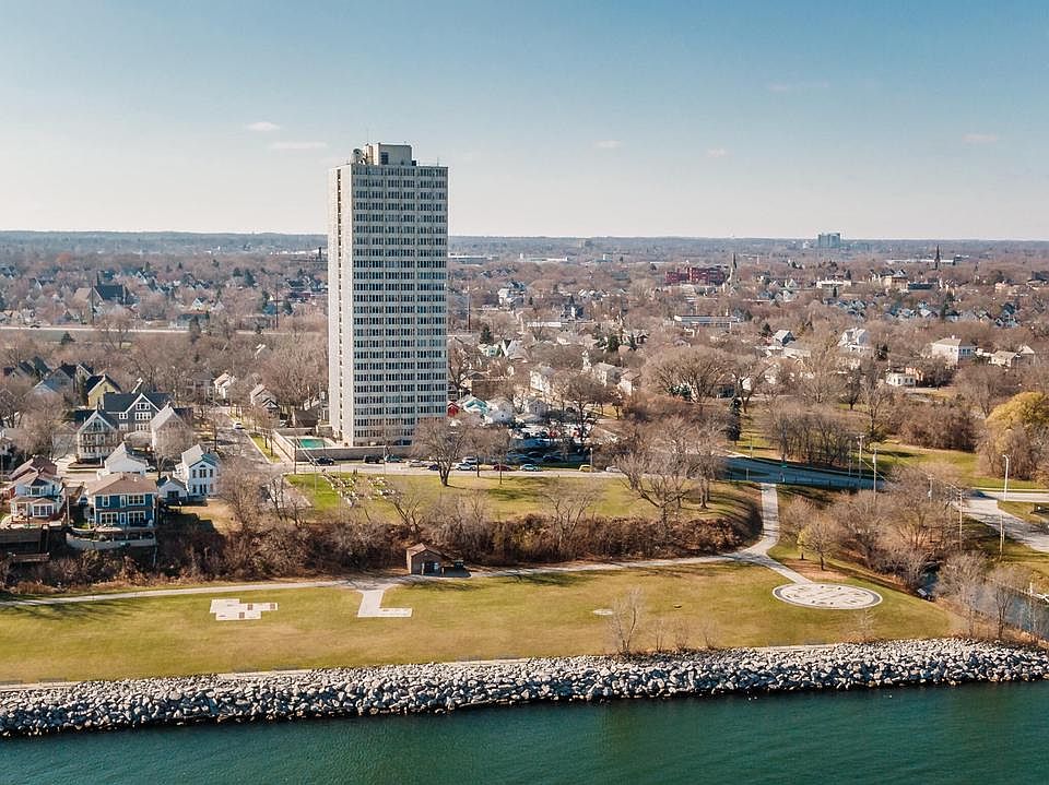 1st image of 2525 S Shore DRIVE #2A