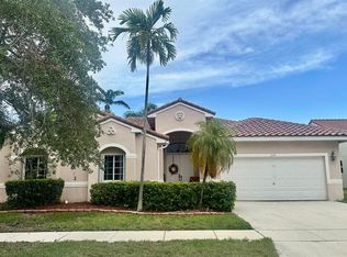 345 SW 188th Ave, Hollywood, FL 33029