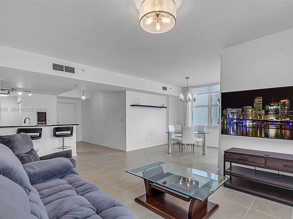 2nd image of 511 SE 5th Ave APT 1714