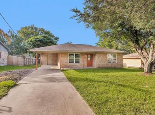 213 County Line Rd, Willis, TX 77378