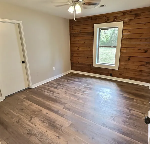 2430 Raleigh Lagrange Dr — Photo 7