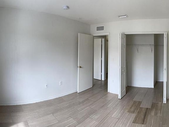 5th image of 1529 SE 31st Ct