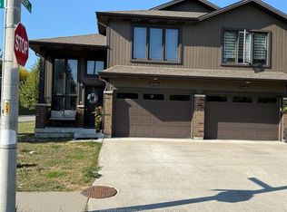 11900 Thistledown Ave, Windsor, ON N8P 0A1
