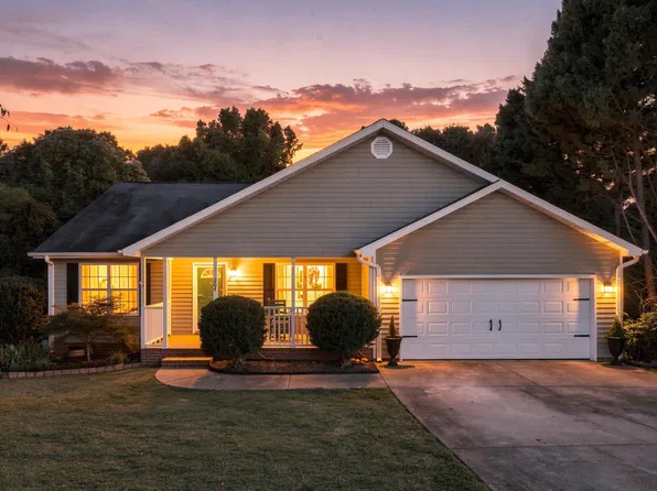 204 Bitternut Ln, Taylors, SC 29687