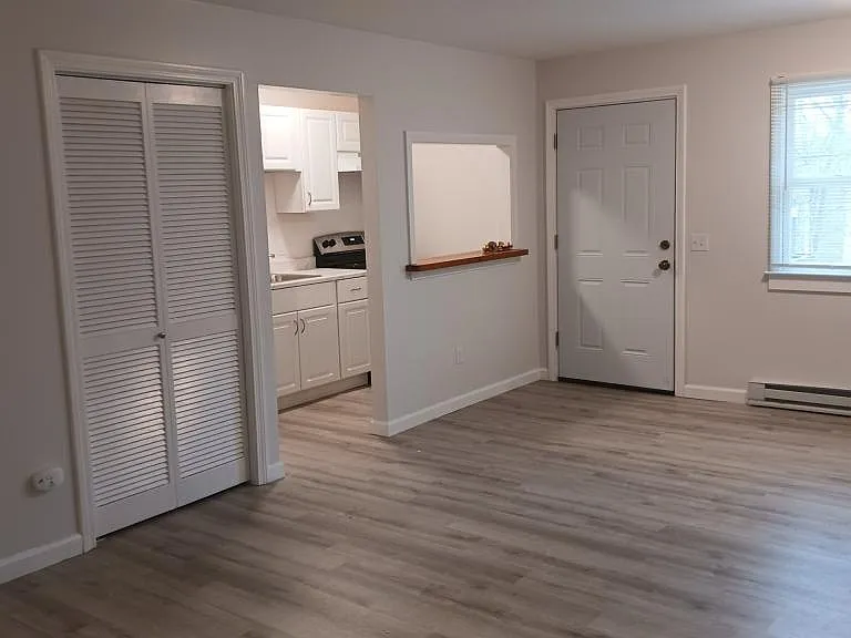 65 Maple St #1 — Photo 4