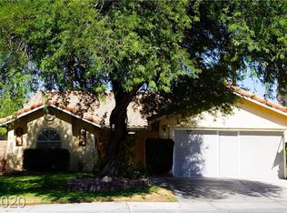 18 Quiet Desert Ln, Henderson, NV 89074