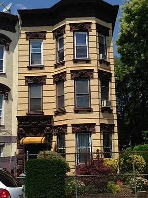 Rented by Makover Group Inc | media 12